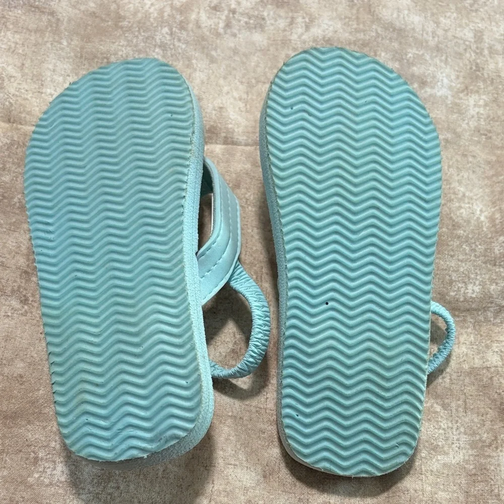 Carter's Multicolor Scallop Flip Flops